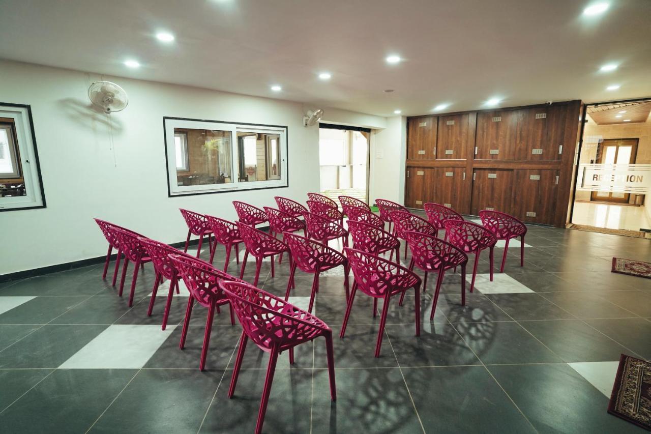 M Square Hotel Hyderabad Exterior foto