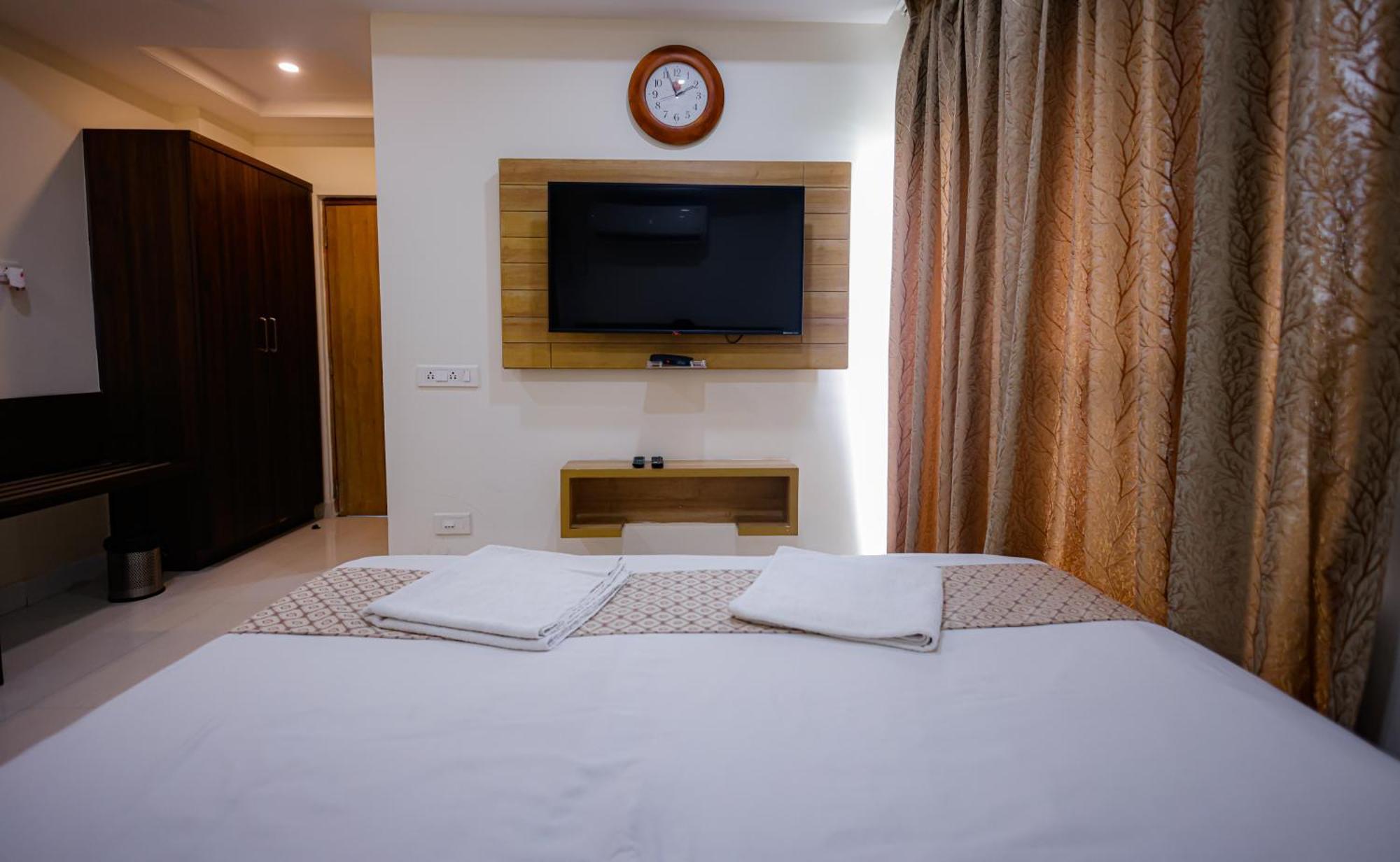 M Square Hotel Hyderabad Exterior foto