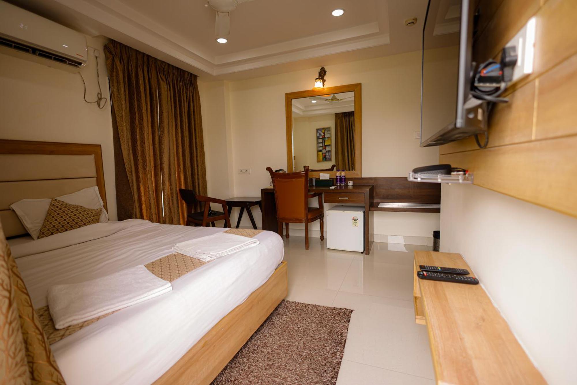 M Square Hotel Hyderabad Exterior foto