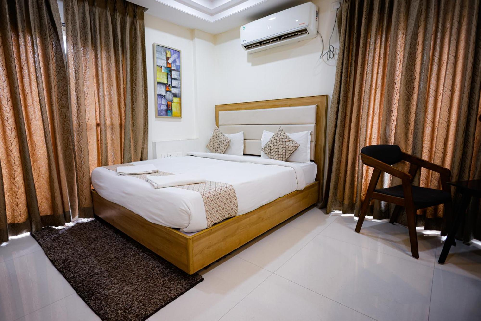 M Square Hotel Hyderabad Exterior foto